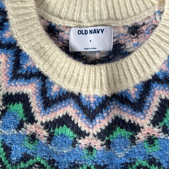 Cute sweater - Picture 2 of 3